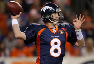 DENVER - NOVEMBER 26:  Quarterback Kyle Orton #8 of the Denver Broncos delivers a pass against the New York Giants during NFL action at Invesco Field at Mile High on November 26, 2009 in Denver, Colorado.  (Photo by Doug Pensinger/Getty Images)