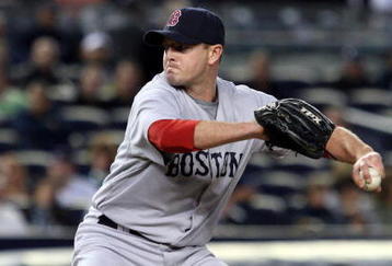 NEW YORK - SEPTEMBER 26:  Billy Wagner #13 of the Boston Red Sox throws a pitch against the New York Yankees on September 26, 2009 at Yankee Stadium in the Bronx borough of New York City.  (Photo by Jim McIsaac/Getty Images)