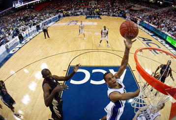 ATLANTA - MARCH 15:  Lance Thomas #42 of the Duke Blue Devils goes for the layup against the Florida State Seminoles during the championship game of the 2009 ACC Men's Basketball Tournament on March 15, 2009 at the Georgia Dome in Atlanta, Georgia.  (Photo by Kevin C. Cox/Getty Images)