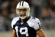 ARLINGTON, TX - NOVEMBER 26:  Wide receiver Miles Austin #19 of the Dallas Cowoys at Cowboys Stadium on November 26, 2009 in Arlington, Texas.  (Photo by Ronald Martinez/Getty Images)