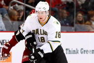 GLENDALE, AZ - NOVEMBER 14:  James Neal #18 of the Dallas Stars skates against the Phoenix Coyotes at Jobing.com Arena on November 14, 2009 in Glendale, Arizona.  (Photo by Jeff Gross/Getty Images)