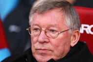 LONDON, ENGLAND - DECEMBER 05:  Sir Alex Ferguson manager of Manchester United looks on prior to the Barclays Premier League match between West Ham United and Manchester United at Upton Park on December 5, 2009 in London, England.  (Photo by Richard Heathcote/Getty Images)