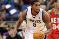 MINNEAPOLIS - OCTOBER 28: Ryan Gomes #8 of the Minnesota Timberwolves brings the ball up court against the New Jersey Nets at the Target Center on October 28, 2009 in Minneapolis, Minnesota. The Timberwolves defeated the Nets 95-93. NOTE TO USER: User expressly acknowledges and agrees that, by downloading and or using this photograph, User is consenting to the terms and conditions of the Getty Images License Agreement. (Photo by Genevieve Ross/Getty Images)