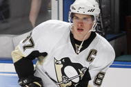 SUNRISE, FL - NOVEMBER 23: Sidney Crosby #87 of the Pittsburgh Penguins prior to the game against the Florida Panthers on November 23, 2009 at the BankAtlantic Center in Sunrise, Florida. (Photo by Joel Auerbach/Getty Images)