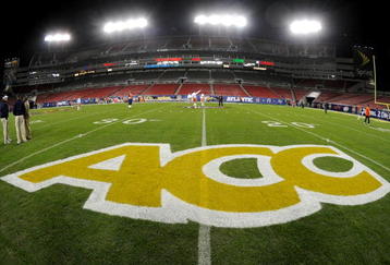 TAMPA, FL - DECEMBER 5: Atmosphere prior to the ACC Championship game between the Clemson Tigers and Georgia Tech Yellow Jackets December 5, 2009 at Raymond James Stadium in Tampa, Florida.  (Photo by Al Messerschmidt/Getty Images)