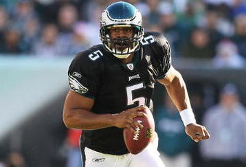 PHILADELPHIA - NOVEMBER 29:  Donovan McNabb #5 of the Philadelphia Eagles in action against the Washington Redskins during their game at Lincoln Financial Field on November 29, 2009 in Philadelphia, Pennsylvania.  (Photo by Al Bello/Getty Images)