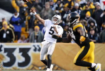 PITTSBURGH - DECEMBER 06:  Bruce Gradkowski #5 of the Oakland Raiders throws a fourth quarter pass while playing the Pittsburgh Steelers on December 6, 2009 at Heinz Field in Pittsburgh, Pennsylvania. Oakland won the game 27-24.  (Photo by Gregory Shamus/Getty Images)