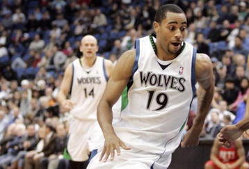 MINNEAPOLIS - OCTOBER 28: Wayne Ellington #19 of the Minnesota Timberwolves drives to the basket against the New Jersey Nets at the Target Center on October 28, 2009 in Minneapolis, Minnesota. The Timberwolves defeated the Nets 95-93. NOTE TO USER: User expressly acknowledges and agrees that, by downloading and or using this photograph, User is consenting to the terms and conditions of the Getty Images License Agreement. (Photo by Genevieve Ross/Getty Images)