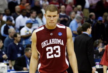 MEMPHIS, TN - MARCH 29:  Blake Griffin #23 of the Oklahoma Sooners walks off the court after losing to the North Carolina Tar Heels during the NCAA Men's Basketball Tournament South Regional Final at the FedExForum on March 29, 2009 in Memphis, Tennessee. The Tar Heels defeated the Sooners 72-60 to advance to the Final Four.  (Photo by Joe Murphy/Getty Images)