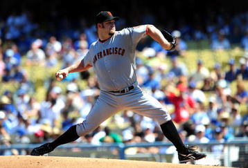 LOS ANGELES, CA - SEPTEMBER 19: Brad Penny #31 of the San Francisco Giants pitches against the Los Angeles Dodgers at Dodger stadium on September 19, 2009 in Los Angeles, California.  (Photo by Jacob de Golish/Getty Images)