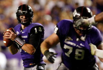 FORT WORTH, TX - NOVEMBER 14:  Quarterback Andy Dalton #14 of the TCU Horned Frogs at Amon G. Carter Stadium on November 14, 2009 in Fort Worth, Texas.  (Photo by Ronald Martinez/Getty Images)
