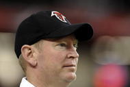 ATLANTA - NOVEMBER 23: Offensive coordinaor Mike Mularkey of the Atlanta Falcons watches play against the Carolina Panthers at the Georgia Dome on November 23, 2008 in Atlanta, Georgia. (Photo by Al Messerschmidt/Getty Images)