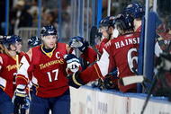 ATLANTA - NOVEMBER 19: Ilya Kovalchuk #17 of the Atlanta Thrashers against the Boston Bruins at Philips Arena on November 19, 2009 in Atlanta, Georgia. (Photo by Kevin C. Cox/Getty Images)