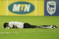 ACCRA, GHANA - FEBRUARY 10:  Carlos Kameni of Cameroon shows his disappointment after his team's 0-1 defeat at the end of the AFCON Final match between Cameroon and Egypt at the Ohene Djan Stadium in Accra, Ghana.  (Photo by Lee Warren/Gallo Images/Getty Images)