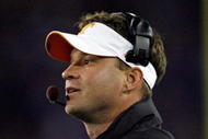 LEXINGTON, KY - NOVEMBER 28:  Lane Kiffin the Head Coach of the Tennessee Volunteers looks on during the SEC game against the Kentucky Wildcats at Commonwealth Stadium on November 28, 2009 in Lexington, Kentucky.  (Photo by Andy Lyons/Getty Images)
