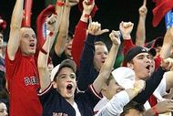 Red_20sox_20fans_crop_190x127