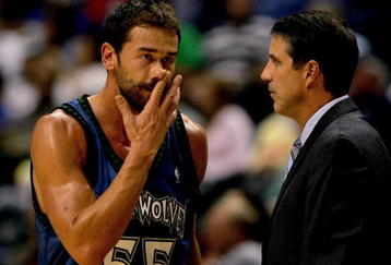 INDIANAPOLIS - OCTOBER 19:  Marko Jaric #55 of the Minnesota Timberwolves confers with head coach Randy Wittman while playing the Indiana Pacers October 19, 2007 at Conseco Fieldhouse in Indianapolis, Indiana.  (Photo by Matthew Stockman/Getty Images)