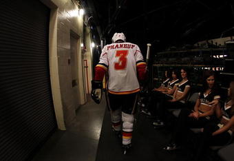 DALLAS - JANUARY 27:  Defenseman Dion Phaneuf #3 of the Calgary Flames walks to the ice before a game against the Dallas Stars at American Airlines Center on January 27, 2010 in Dallas, Texas.  (Photo by Ronald Martinez/Getty Images)