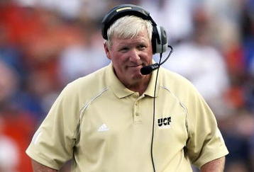 GAINESVILLE, FL - SEPTEMBER 9:  Head coach George O'Leary of the University of Central Florida Golden Knights watches from the sidelines as his team takes on the University of Florida Gators at Ben Hill Griffin Stadium on September 9, 2006 in Gainesville, Florida. (Photo by Doug Benc/Getty Images)