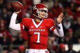 PISCATAWAY, NJ - NOVEMBER 12:  Tom Savage #7 of the Rutgers Scarlet Knights throws a pass against the South Florida Bulls at Rutgers Stadium on November 12, 2009 in Piscataway, New Jersey.  (Photo by Jim McIsaac/Getty Images)