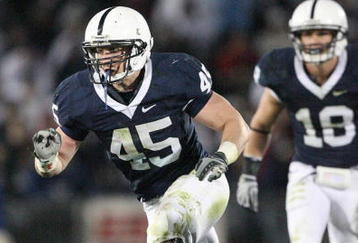 STATE COLLEGE, PA - NOVEMBER 7: Linebacker Sean Lee #45 of the Penn State Nittany Lions rushes the line of scrimmage during a game against the Ohio State Buckeyes on November 7, 2009 at Beaver Stadium in State College, Pennsylvania. Ohio State won 24-7. (Photo by Hunter Martin/Getty Images)