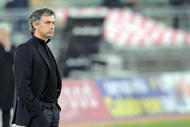 BARI, ITALY - JANUARY 16: Jose Mourinho the head coach of Inter before the Serie A match between Bari and Inter Milan at Stadio San Nicola on January 16, 2010 in Bari, Italy. (Photo by Giuseppe Bellini/Getty Images)