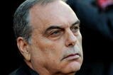 MANCHESTER, ENGLAND - FEBRUARY 06:  Portsmouth manager Avram Grant looks on before the Barclays Premier League match between Manchester United and Portsmouth at Old Trafford on February 6, 2010 in Manchester, England.  (Photo by Michael Regan/Getty Images)