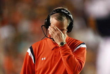 BATON ROUGE, LA - OCTOBER 20:  Head coach Tommy Tubberville of the Auburn Tigers hangs his head while taking on the LSU Tigers at Tiger Stadium on October 20, 2007 in Baton Rouge, Louisiana. LSU defeated Auburn 30-24.  (Photo by Doug Benc/Getty Images)