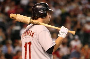 PHOENIX - JUNE 14:  Lance Berkman #17 of the Houston Astros waits on deck during the major league baseball game against the Arizona Diamondbacks  at Chase Field on June 14, 2009 in Phoenix, Arizona.   The Astros defeated the Diamondbacks 8-3.  (Photo by Christian Petersen/Getty Images)