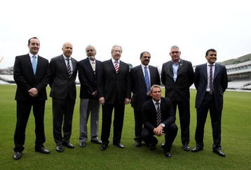 LONDON, ENGLAND - FEBRUARY 08:  (back row, L-R) Stuart Robertson of Hampshire, Sean Morris the CEO of Rajasthan Royals, Dr Allen Sammy of Trinidad and Tobago Cricket Board, Rod Bransgrove the Chairman of Hampshire, Mohammed Ebrahim and Andre Odendaal, the Chairman and Chief Executive of the Cape Cobras and Manoj Badale the Chairman of the Rajasthan Royals along with Shane Warne of the Rajastan Royals pose for a picture during the Rajasthan Royals Press Conference at Lords on February 8, 2010 in London, England.  (Photo by Tom Shaw/Getty Images)