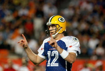 MIAMI GARDENS, FL - JANUARY 31:  Aaron Rodgers #12 of the NFC's Green Bay Packers signals a play during the 2010 AFC-NFC Pro Bowl game at Sun Life Stadium on January 31, 2010 in Miami Gardens, Florida. The AFC defeated the NFC 41-34. (Photo by Scott Halleran/Getty Images)