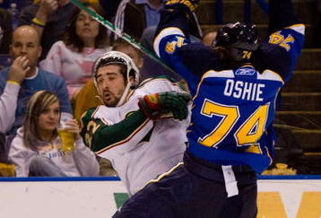 Breaking News: Wild Re-signs Clutterbuck