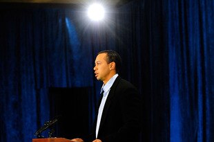 PONTE VEDRA BEACH, FL - FEBRUARY 19:  Tiger Woods makes a statement from the Sunset Room on the second floor of the TPC Sawgrass, home of the PGA Tour on February 19, 2010 in Ponte Vedra Beach, Florida. Woods publicly admitted to cheating on his wife Elin Nordegren but maintained that the issues remain 'a matter between a husband and a wife.'  (Photo by Sam Greenwood/Getty Images)