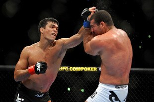 LOS ANGELES, CA - OCTOBER 24:  UFC Light Heavyweight Champion Lyoto Machida (R) battles with UFC Light Heavyweight challenger Mauricio Rua (L) during their title fight at UFC 104 at Staples Center on October 24, 2009 in Los Angeles, California. (Photo by Jon Kopaloff/Getty Images)