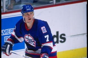 22 Oct 1995:  Left wing Keith Tkachuk of the Winnipeg Jets skates down the ice during a game against the Anaheim Mighty Ducks at Arrowhead Pond in Anaheim, California.  The Ducks won the game 6-2. Mandatory Credit: Glenn Cratty  /Allsport