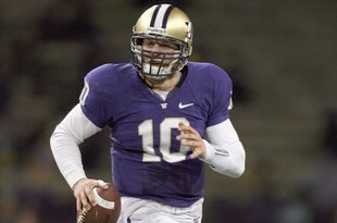 SEATTLE - DECEMBER 05:  Jake Locker #10 of the Washington Huskies runs the ball during game against the California Bears on December 5, 2009 at Husky Stadium in Seattle, Washington. The Huskies defeated the Bears 42-10. (Photo by Otto Greule Jr/Getty Images)