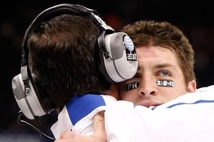 NEW ORLEANS - JANUARY 01:  Tim Tebow #15 of the Florida Gators hugs his head coach Urban Meyer after scoring a touchdown against the Cincinnati Bearcats during the Allstate Sugar Bowl at the Louisana Superdome on January 1, 2010 in New Orleans, Louisiana.  (Photo by Kevin C. Cox/Getty Images)