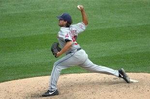 CHICAGO - AUGUST 09:  Chris Perez #54 of the Cleveland Indians delivers the pitch during the game against the Chicago White Sox on August 9, 2009 at U.S. Cellular Field in Chicago, Illinois. (Photo by Jonathan Daniel/Getty Images) 