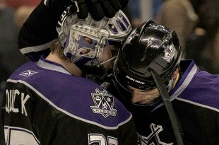 LOS ANGELES, CA - MARCH 20:  Goaltender Jonathan Quick #32 and center Brad Richardson #15 of the Los Angeles Kings embrace after the game with the New York Islanders on March 20, 2010 at Staples Center in Los Angeles, California. Quick recorded a shutout and Richardson scored the game's only goal as the Kings won 1-0.  (Photo by Stephen Dunn/Getty Images)
