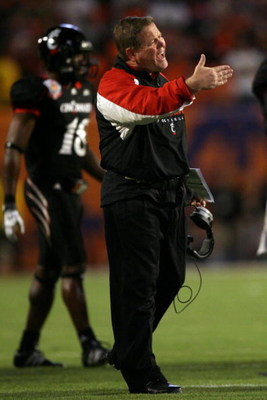 MIAMI - JANUARY 01:  Head coach Brian Kelly of the Cincinnati Bearcats shouts on the field against the Virginia Tech Hokies during the FedEx Orange Bowl at Dolphin Stadium on January 1, 2009 in Miami, Florida.  (Photo by Doug Benc/Getty Images)