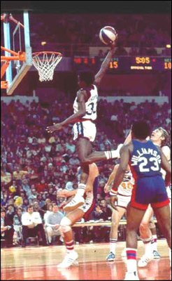 Davidthompsondunk_display_image