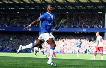LIVERPOOL, ENGLAND - SEPTEMBER 20:  Louis Saha of Everton celebrates after scoring the opening goal of the Barclays Premier League match between Everton and Blackburn Rovers at Goodison Park on September 20, 2009 in Liverpool, England.  (Photo by Clive Br