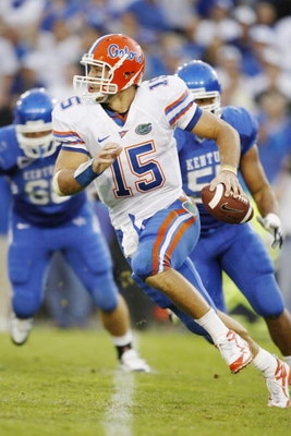 LEXINGTON, KY - SEPTEMBER 26:   of the Florida Gators of the Kentucky Wildcats during the game at Commonwealth Stadium on September 26, 2009 in Lexington, Kentucky. (Photo by Andy Lyons/Getty Images)