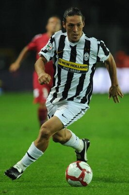 TURIN, ITALY - SEPTEMBER 19:  Mauro German Camoranesi of Juventus FC in action during the Serie A match between Juventus FC and AS Livorno at Olimpico Stadium on September 19, 2009 in Turin, Italy.  (Photo by Valerio Pennicino/Getty Images)