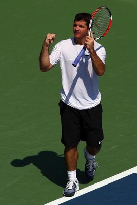 NEW YORK - SEPTEMBER 05:  Jesse Witten of the United States reacts to a play during his match against Novak Djokovic of Serbia during day six of the 2009 U.S. Open at the USTA Billie Jean King National Tennis Center on September 5, 2009 in the Flushing ne
