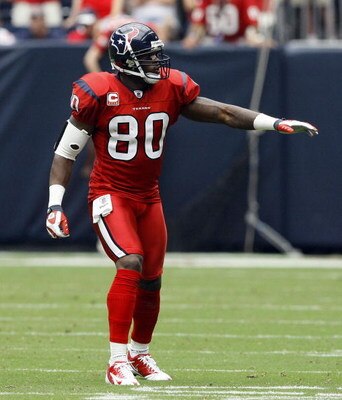 HOUSTON - SEPTEMBER 27:  Wide receiver Andre Johnson #80 of the Houston Texans lines up in position during the game against the Jacksonville Jaguars at Reliant Stadium on September 27, 2009 in Houston, Texas.  (Photo by Bob Levey/Getty Images)