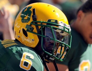 EUGENE, OR - SEPTEMBER 26: Walter Thurmond III #6 of the Oregon Ducks looks on from the bench in the first quarter of the game against the California Bears at Autzen Stadium on September 26, 2009 in Eugene, Oregon. Oregon. Thurmond was injured on the open