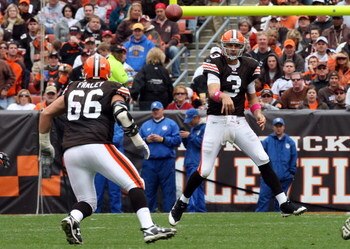 CLEVELAND - OCTOBER 04:  Derek Anderson #3 of the Cleveland Browns throws a pass against the Cincinnati Bengals during their game at Cleveland Browns Stadium on October 4, 2009 in Cleveland, Ohio. The Bengals defeated the Browns 23-20 in overtime.  (Photo