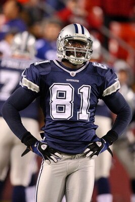 LANDOVER, MD - NOVEMBER 16:  Terrell Owens #81 of the Dallas Cowboys looks on during warmups prior to the game against the Washington Redskins on November 16, 2008 at FedEx Field in Landover, Maryland.  (Photo by Jim McIsaac/Getty Images)