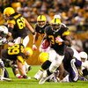 PITTSBURGH - OCTOBER 4:  Running back Rashard Mendenhall #34 of the Pittsburgh Steelers runs the ball in the fourth quarter against the San Diego Chargers at Heinz Field on October 4, 2009 in Pittsburgh, Pennsylvania. (Photo by Gregory Shamus/Getty Images